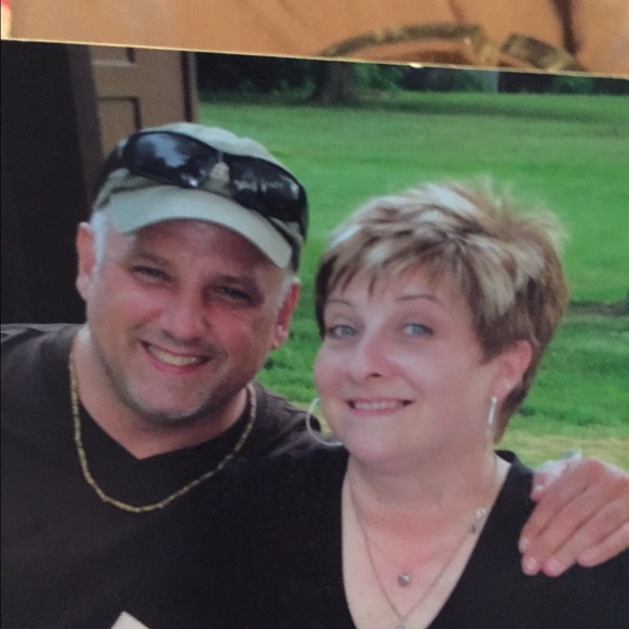 Meet your Posher, Amy - Picture 2 of 2