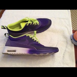 Nike Thea purple and neon yellow, limited edition