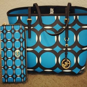 Michael Kors East/West tote and wallet combo
