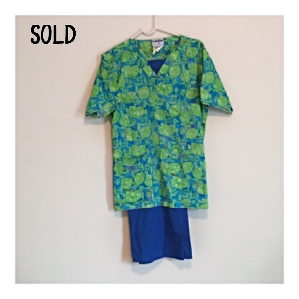 SCRUB SET