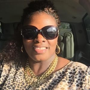 Meet your Posher, Deborah