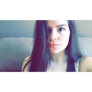 Meet your Posher, Monica