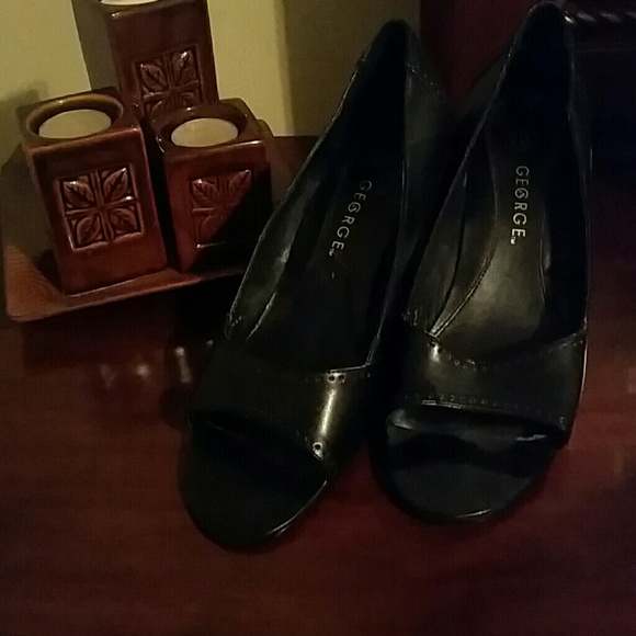 George - Picture 2 of 3