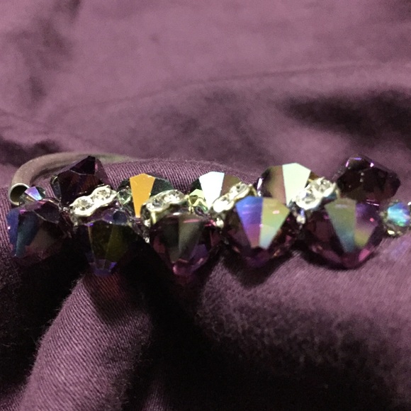 Purple iridescent beaded silver bracelet - Picture 2 of 3