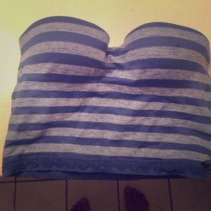 Blue and gray Strapless bra