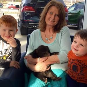 Meet your Posher, Charlut