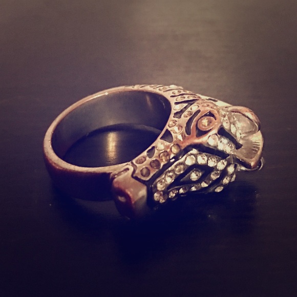 GUESS Zebra ring size 9 - Picture 1 of 3