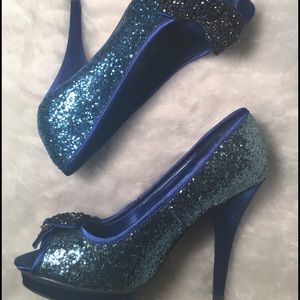 Sparkle blue heels with black bow