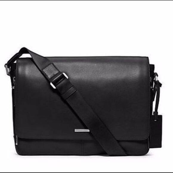 MICHAEL KORS Harrison Leather Messanger Bag