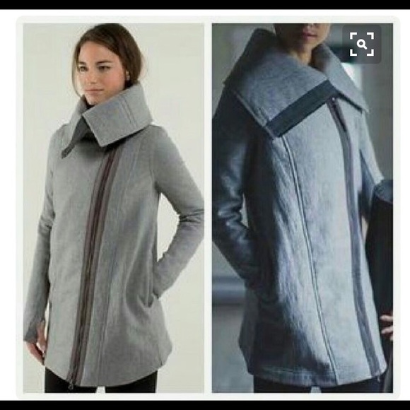 Lululemon Cotton Virasana wrap jacket size 4 EAU
