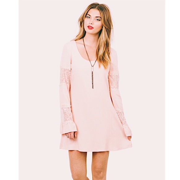 Light Pink Dress - Tobi - Size Small (like new)