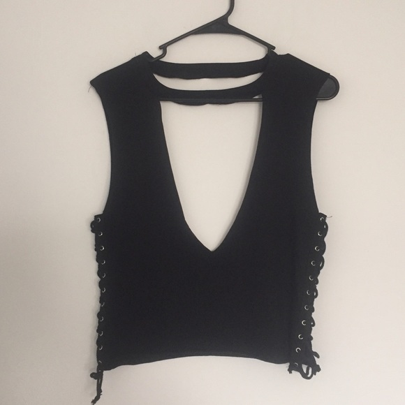 LF Black Emma & Sam Top - Picture 3 of 4