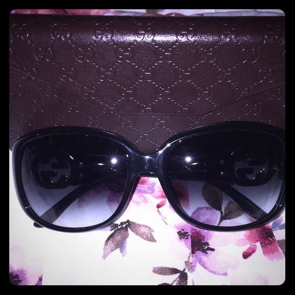 Authentic Gucci Sunglasses for Women - Picture 1 of 3