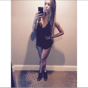 Meet your Posher, Hellena