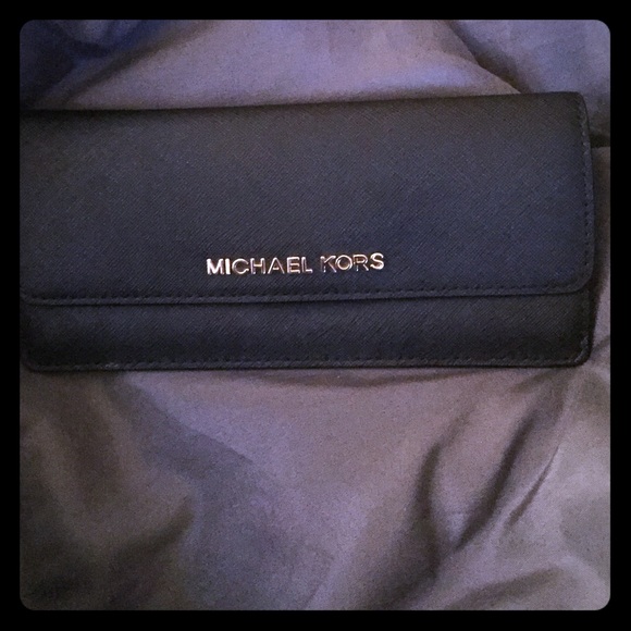 Michael Kors wallet