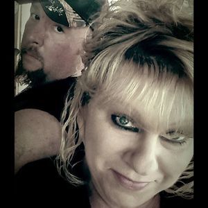 Meet your Posher, Monique