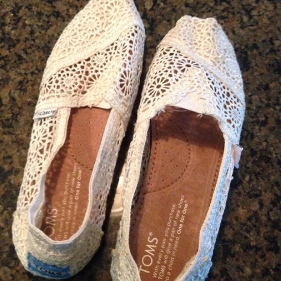 Lace Toms
