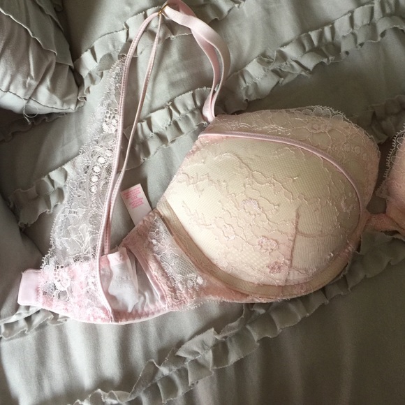 Victoria's Secret bra - Picture 1 of 4