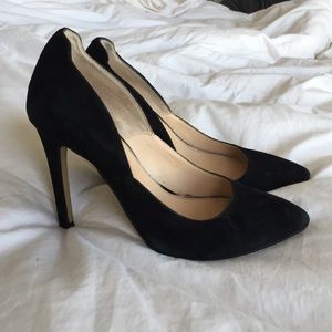Jessica Simpson black heels