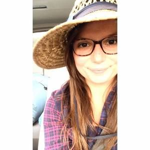 Meet your Posher, Julia