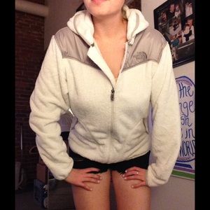 The North Face Women's Oso Hoodie