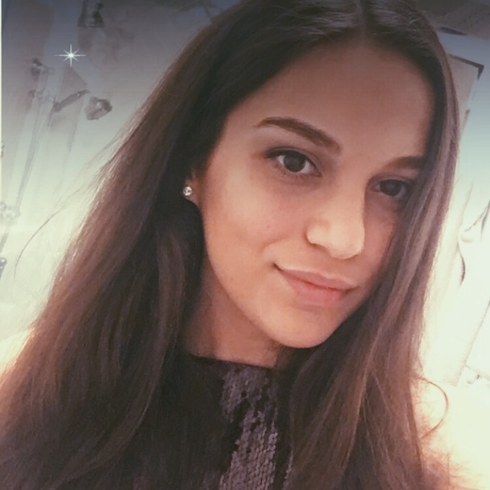 Meet your Posher, Salina
