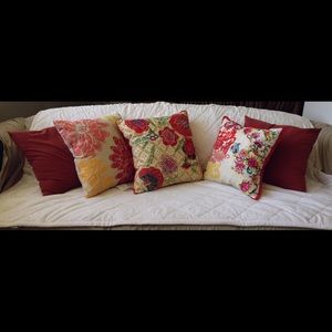 Decorative Embroidered Pillow Bundle