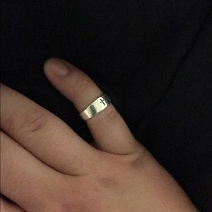 James Avery little cross ring size 6