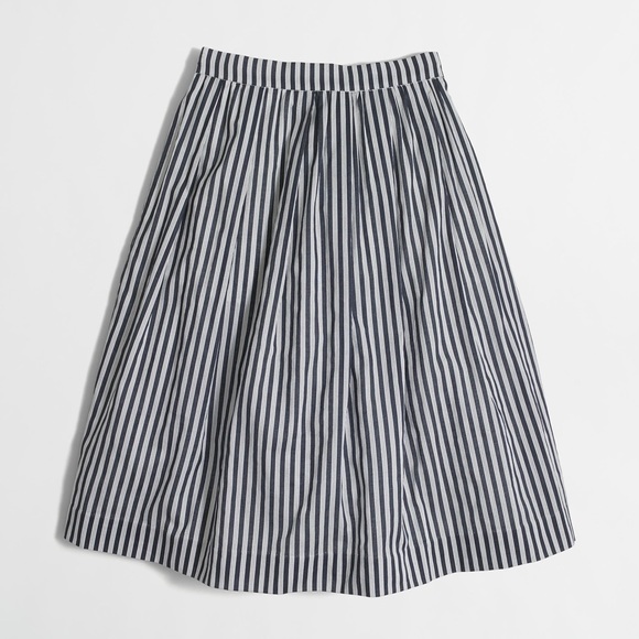 ❤️❤️SALE❤️❤️J Crew Striped Flounce Skirt