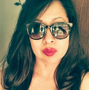 Meet your Posher, Eva