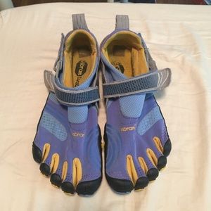 Vibram five fingers