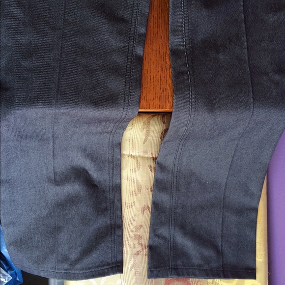 🚨SOLD🚨NWOT Marc Jacobs Coated Denim Jeans Size 6 - Picture 4 of 4