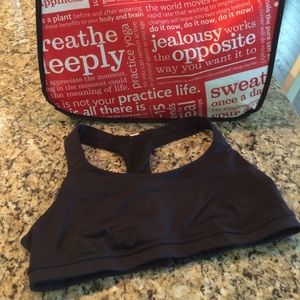 Lululemon Black Sports Bra 🍋