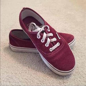 Suede maroon Vans
