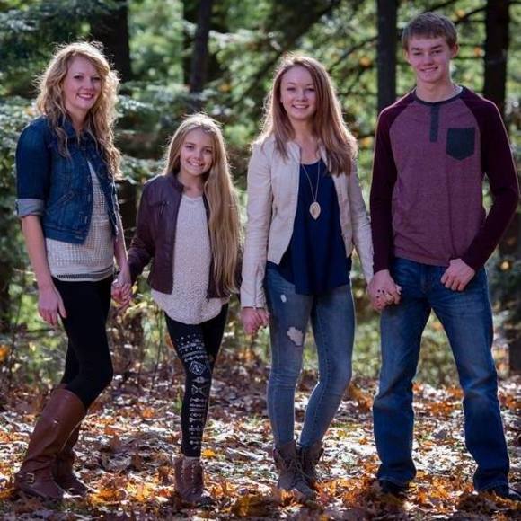 Meet your Posher, Ann - Picture 1 of 1