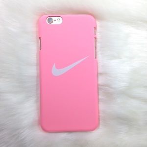 Nike Accessories - CLEARANCE ✨ Pink nike iPhone 5 5s se case Nike Accessories - CLEARANCE ✨ Pink nike iPhone 5 5s se case