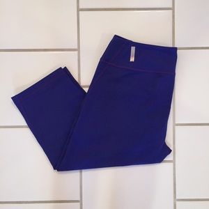 Zella Cropped Leggings in Purple