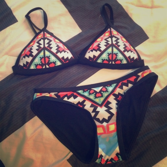 Printed swim suit - Picture 1 of 4