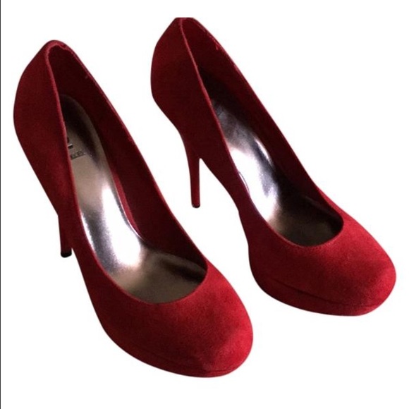 Bakers red platform pump