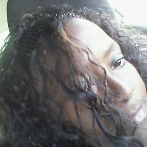 Meet your Posher, Alice