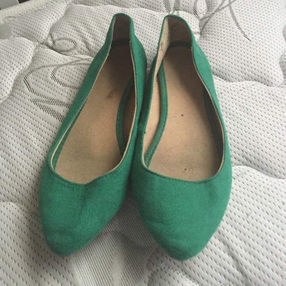 Green ballet flats