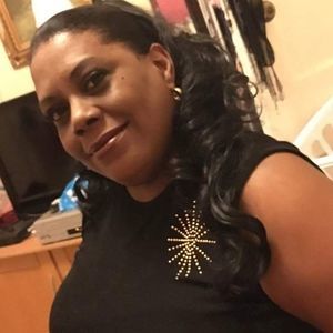 Meet your Posher, Alicia v