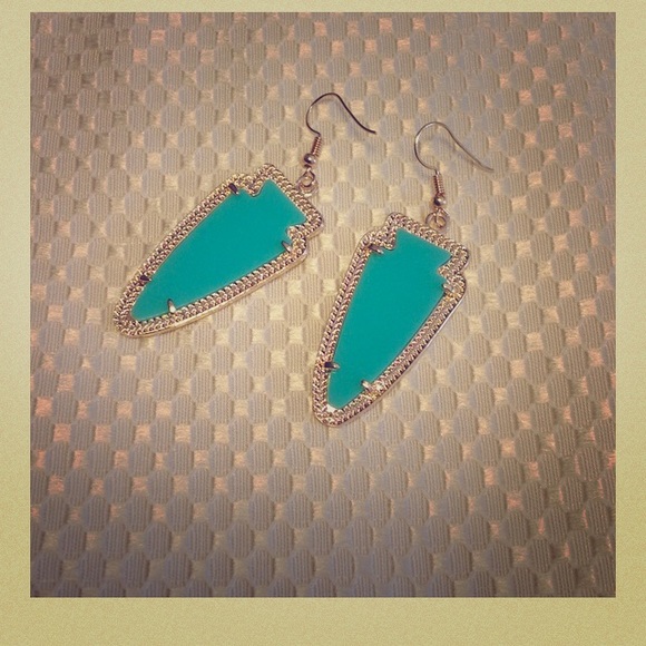 LAST PAIR! Turquoise & Gold Drop Earrings - Picture 2 of 2