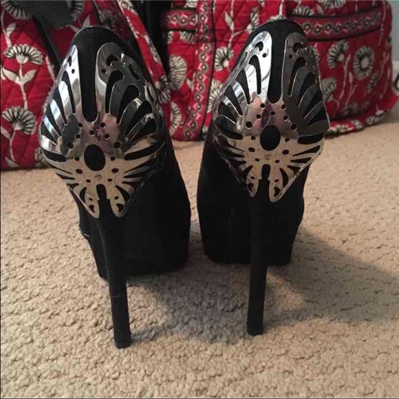 Black peep toe heels