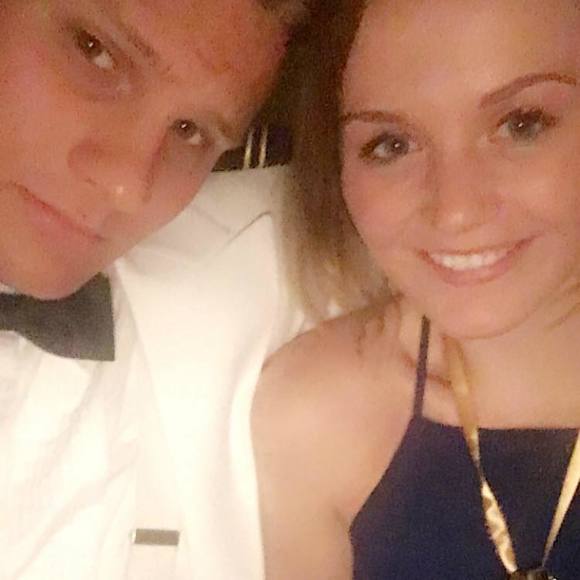 Meet your Posher, Jen - Picture 1 of 1