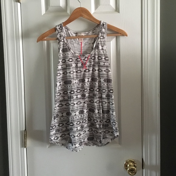 mossimo Aztec print tank top