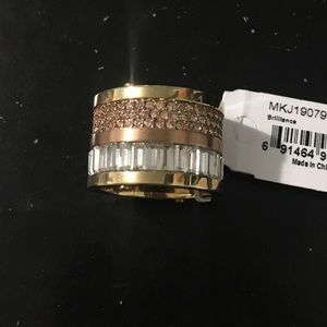 Michael Kors ring