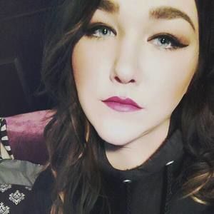 Meet your Posher, Becky