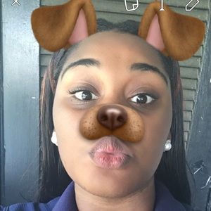 Meet your Posher, Jenetta