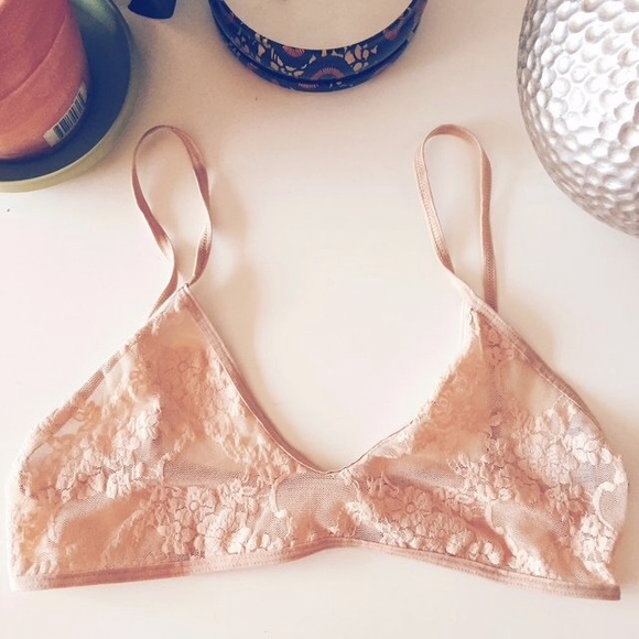 Nude American Apparel Floral Lace Bralette